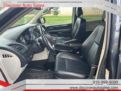 2014 Chrysler Town & Country Touring  HANDICAP WHEELCHAIR ACCESSIBLE VAN - Photo 15 - Sacramento, CA 95821