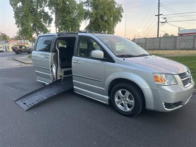 2010 Dodge Grand Caravan SXT  HANDICAP WHEELCHAIR ACCESSIBLE VAN - Photo 3 - Sacramento, CA 95821