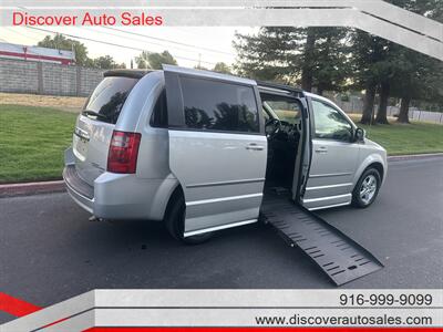 2010 Dodge Grand Caravan SXT  HANDICAP WHEELCHAIR ACCESSIBLE VAN - Photo 4 - Sacramento, CA 95821