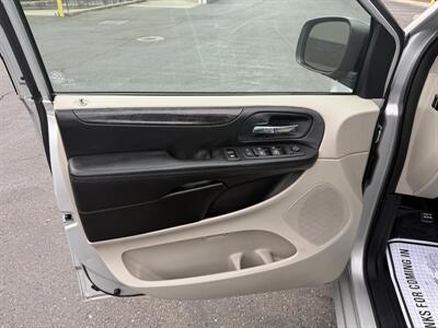 2012 Dodge Grand Caravan SXT  HANDICAP WHEELCHAIR ACCESSIBLE VAN - Photo 12 - Sacramento, CA 95821