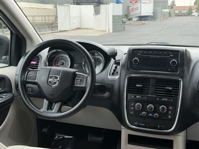 2012 Dodge Grand Caravan SXT  HANDICAP WHEELCHAIR ACCESSIBLE VAN - Photo 19 - Sacramento, CA 95821