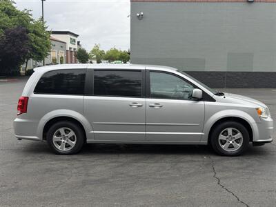2012 Dodge Grand Caravan SXT  HANDICAP WHEELCHAIR ACCESSIBLE VAN - Photo 9 - Sacramento, CA 95821