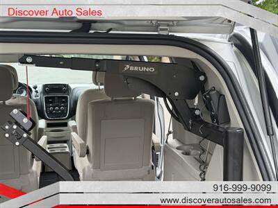 2012 Dodge Grand Caravan SXT  HANDICAP WHEELCHAIR ACCESSIBLE VAN - Photo 16 - Sacramento, CA 95821