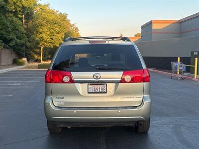 2008 Toyota Sienna XLE  Handicap wheelchair accessible van - Photo 5 - Sacramento, CA 95821