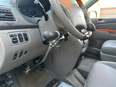 2008 Toyota Sienna XLE  Handicap wheelchair accessible van - Photo 42 - Sacramento, CA 95821