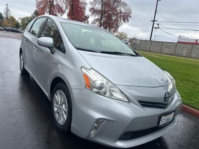 2014 Toyota Prius v Two   - Photo 11 - Sacramento, CA 95821