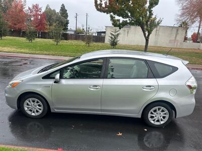 2014 Toyota Prius v Two   - Photo 13 - Sacramento, CA 95821