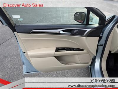 2013 Ford Fusion Hybrid SE   - Photo 9 - Sacramento, CA 95821