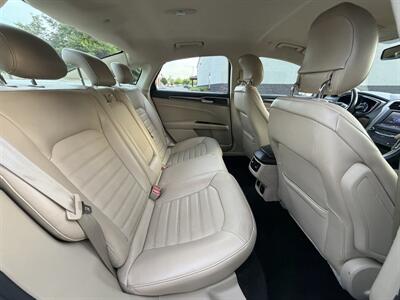 2013 Ford Fusion Hybrid SE   - Photo 14 - Sacramento, CA 95821