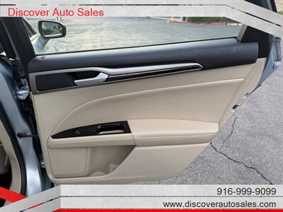 2013 Ford Fusion Hybrid SE   - Photo 13 - Sacramento, CA 95821