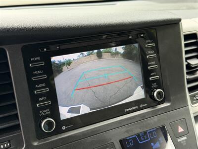 2018 Toyota Sienna LE 8-Passenger  HANDICAP WHEELCHAIR ACCESSIBLE VAN - Photo 18 - Sacramento, CA 95821