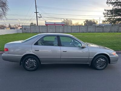 2000 Toyota Camry CE   - Photo 7 - Sacramento, CA 95821