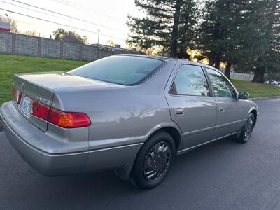 2000 Toyota Camry CE   - Photo 8 - Sacramento, CA 95821