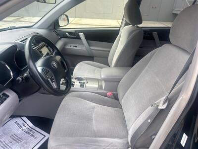 2013 Toyota Highlander Hybrid   - Photo 23 - Sacramento, CA 95821