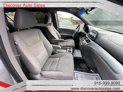2010 Honda Odyssey EX HANDICAP WHEELCHAIR ACCESSIBLE VAN - Photo 18 - Sacramento, CA 95821