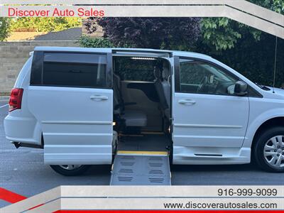 2016 Dodge Grand Caravan SE HANDICAP WHEELCHAIR ACCESSIBLE VAN - Photo 2 - Sacramento, CA 95821