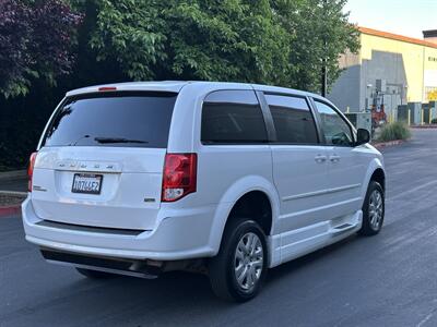 2016 Dodge Grand Caravan SE HANDICAP WHEELCHAIR ACCESSIBLE VAN - Photo 9 - Sacramento, CA 95821