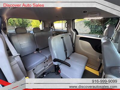 2016 Dodge Grand Caravan SE HANDICAP WHEELCHAIR ACCESSIBLE VAN - Photo 12 - Sacramento, CA 95821