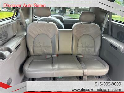 2002 Chrysler Town & Country Limited  HANDICAP WHEELCHAIR ACCESSIBLE VAN - Photo 21 - Sacramento, CA 95821