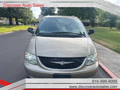 2002 Chrysler Town & Country Limited  HANDICAP WHEELCHAIR ACCESSIBLE VAN - Photo 8 - Sacramento, CA 95821