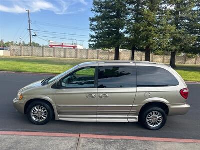 2002 Chrysler Town & Country Limited  HANDICAP WHEELCHAIR ACCESSIBLE VAN - Photo 11 - Sacramento, CA 95821