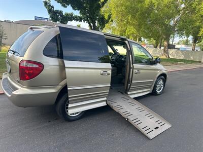 2002 Chrysler Town & Country Limited  HANDICAP WHEELCHAIR ACCESSIBLE VAN - Photo 7 - Sacramento, CA 95821