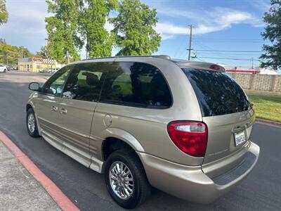2002 Chrysler Town & Country Limited  HANDICAP WHEELCHAIR ACCESSIBLE VAN - Photo 12 - Sacramento, CA 95821