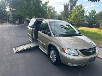 2002 Chrysler Town & Country Limited  HANDICAP WHEELCHAIR ACCESSIBLE VAN - Photo 4 - Sacramento, CA 95821