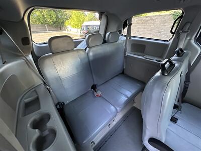 2016 Dodge Grand Caravan SE  HANDICAP WHEELCHAIR ACCESSIBLE VAN - Photo 12 - Sacramento, CA 95821