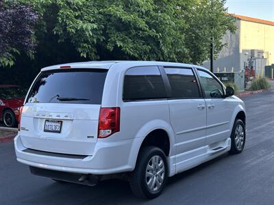 2016 Dodge Grand Caravan SE  HANDICAP WHEELCHAIR ACCESSIBLE VAN - Photo 4 - Sacramento, CA 95821