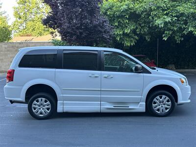 2016 Dodge Grand Caravan SE  HANDICAP WHEELCHAIR ACCESSIBLE VAN - Photo 6 - Sacramento, CA 95821