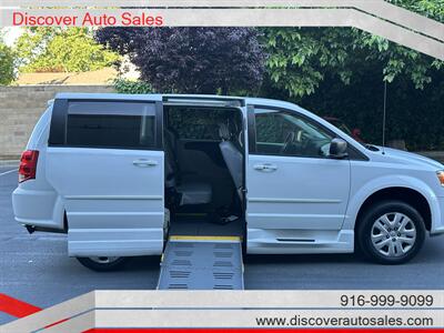 2016 Dodge Grand Caravan SE  HANDICAP WHEELCHAIR ACCESSIBLE VAN - Photo 10 - Sacramento, CA 95821