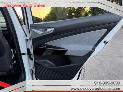 2023 Volkswagen ID.4 Pro   - Photo 13 - Sacramento, CA 95821