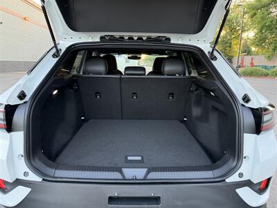 2023 Volkswagen ID.4 Pro   - Photo 13 - Sacramento, CA 95821