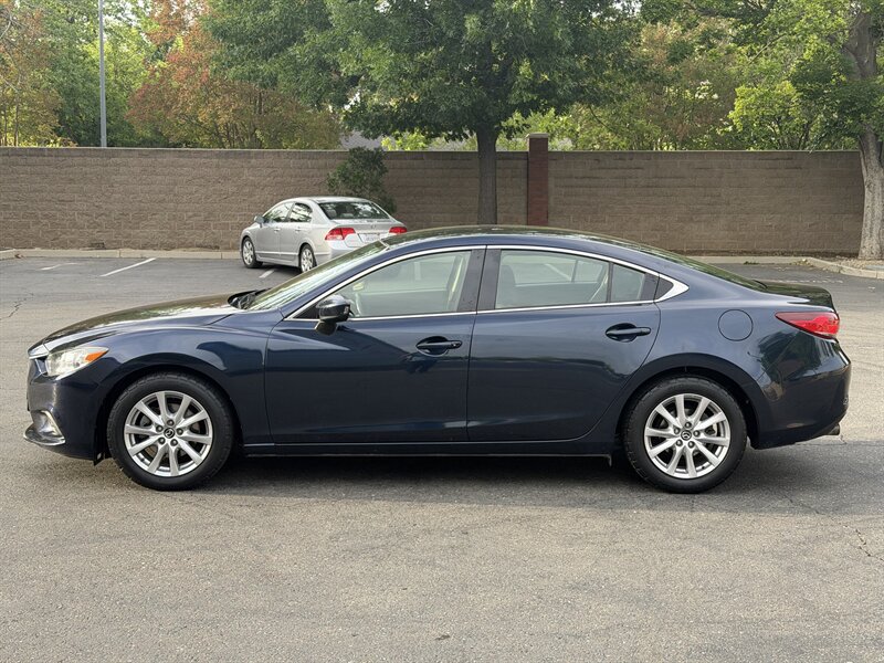 2016 Mazda Mazda6 i Sport  