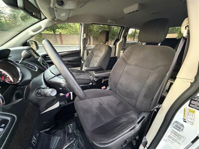 2018 Dodge Grand Caravan SE  HANDICAP WHEELCHAIR ACCESSIBLE VAN - Photo 7 - Sacramento, CA 95821