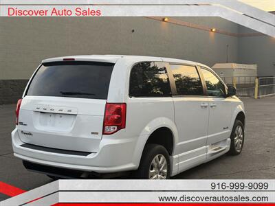 2018 Dodge Grand Caravan SE  HANDICAP WHEELCHAIR ACCESSIBLE VAN - Photo 14 - Sacramento, CA 95821