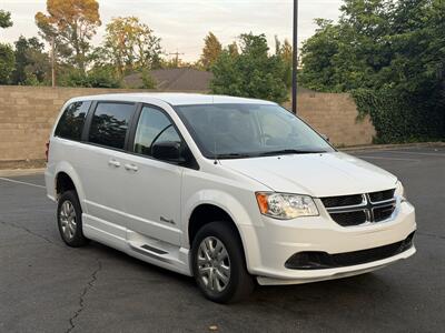2018 Dodge Grand Caravan SE  HANDICAP WHEELCHAIR ACCESSIBLE VAN - Photo 13 - Sacramento, CA 95821