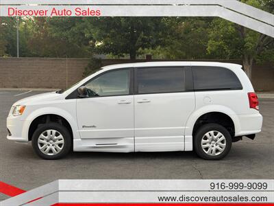2018 Dodge Grand Caravan SE  HANDICAP WHEELCHAIR ACCESSIBLE VAN - Photo 11 - Sacramento, CA 95821