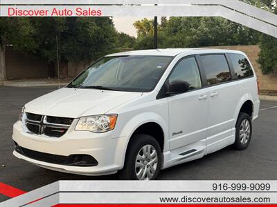 2018 Dodge Grand Caravan SE  HANDICAP WHEELCHAIR ACCESSIBLE VAN - Photo 12 - Sacramento, CA 95821