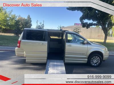 2010 Chrysler Town & Country Touring  HANDICAP WHEELCHAIR ACCESSIBLE VAN - Photo 2 - Sacramento, CA 95821