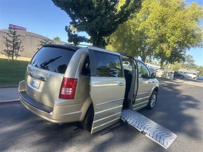 2010 Chrysler Town & Country Touring  HANDICAP WHEELCHAIR ACCESSIBLE VAN - Photo 5 - Sacramento, CA 95821