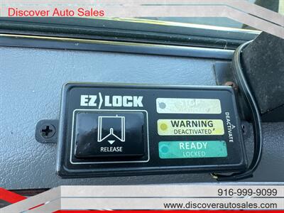 2010 Chrysler Town & Country Touring  HANDICAP WHEELCHAIR ACCESSIBLE VAN - Photo 16 - Sacramento, CA 95821