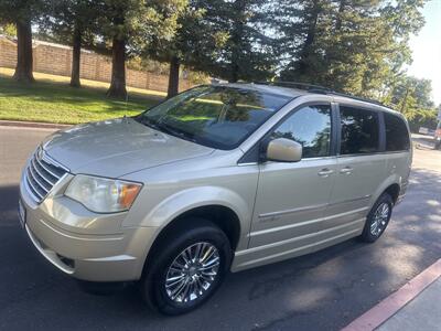 2010 Chrysler Town & Country Touring  HANDICAP WHEELCHAIR ACCESSIBLE VAN - Photo 10 - Sacramento, CA 95821