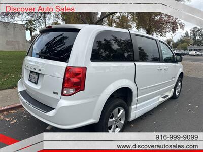 2014 Dodge Grand Caravan SE HANDICAP WHEELCHAIR ACCESSIBLE VAN - Photo 11 - Sacramento, CA 95821