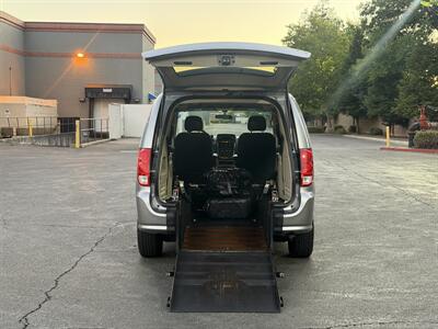 2017 Dodge Grand Caravan SE HANDICAP WHEELCHAIR ACCESSIBLE VAN - Photo 2 - Sacramento, CA 95821