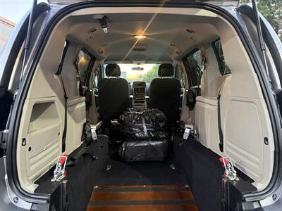 2017 Dodge Grand Caravan SE HANDICAP WHEELCHAIR ACCESSIBLE VAN - Photo 6 - Sacramento, CA 95821