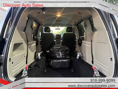 2017 Dodge Grand Caravan SE HANDICAP WHEELCHAIR ACCESSIBLE VAN - Photo 6 - Sacramento, CA 95821