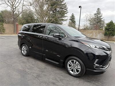 2021 Toyota Sienna XSE 7-Passenger  HANDICAP WHEELCHAIR ACCESSIBLE VAN - Photo 11 - Sacramento, CA 95821