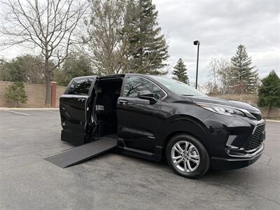 2021 Toyota Sienna XSE 7-Passenger  HANDICAP WHEELCHAIR ACCESSIBLE VAN - Photo 6 - Sacramento, CA 95821